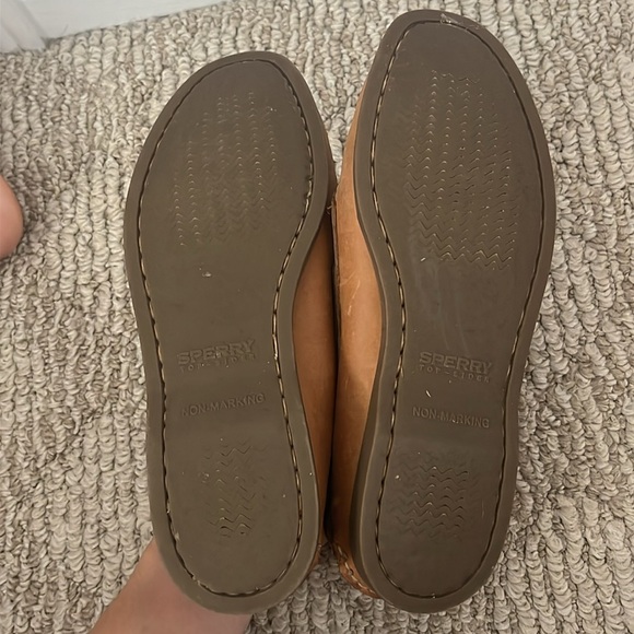 Sperry Shoe - Picture 3 of 5